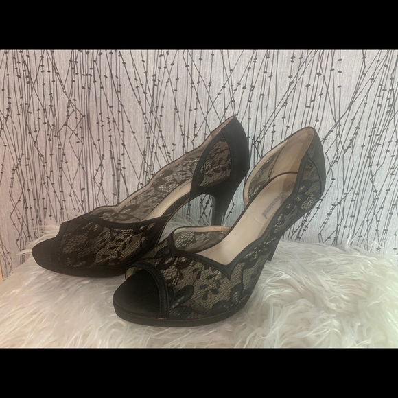 Lulu Townsend High Heel Lace Shoes, Size 10 - Picture 2 of 6